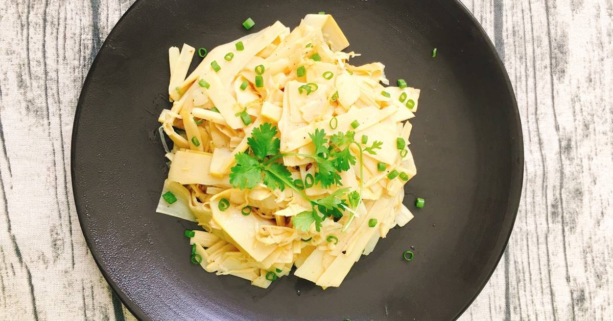 Cách làm măng xào tỏi ngon mắt, ngon miệng mà nấu cực nhanh