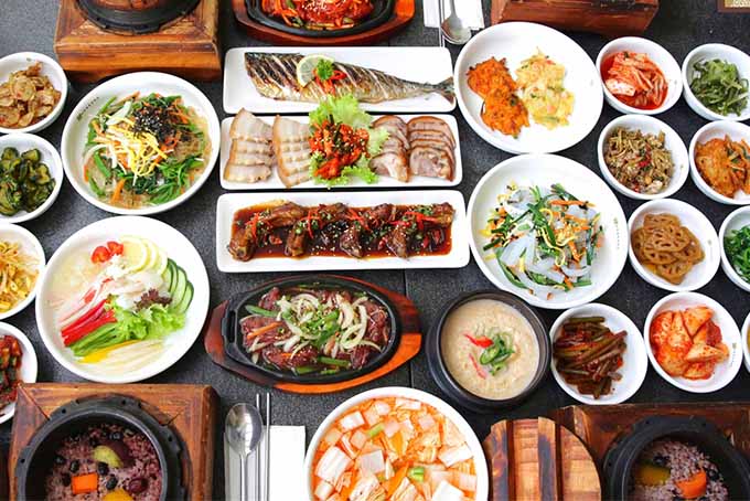 Mâm cơm hàng ngày của một gia đình Hàn Quốc.