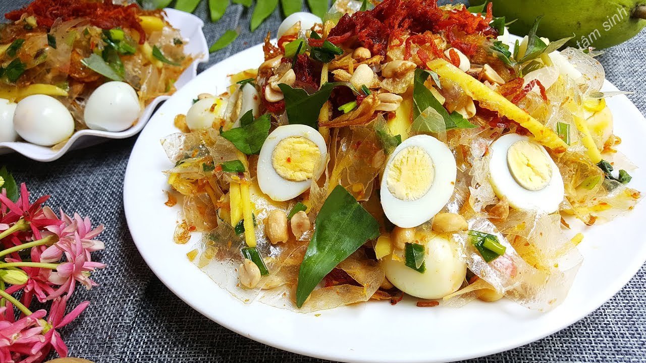 Cách làm bánh tráng trộn tại nhà ngon hơn ngoài hàng, lại siêu bổ dưỡng