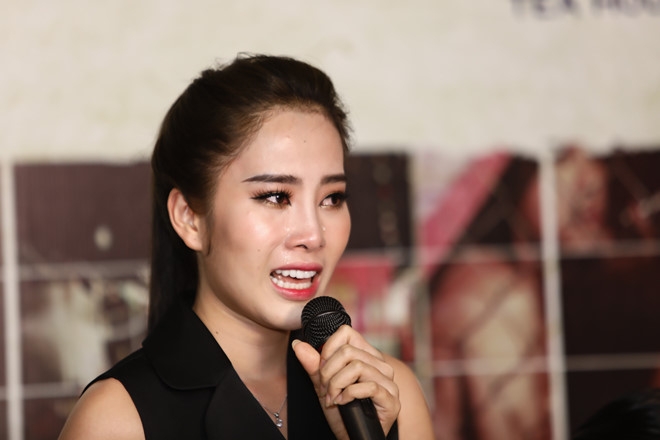 Nam Em là ai? Người đẹp Việt đầu tiên lọt Top 8 Miss Earth, sự nghiệp xuống dốc vì Trường Giang - Ảnh 8