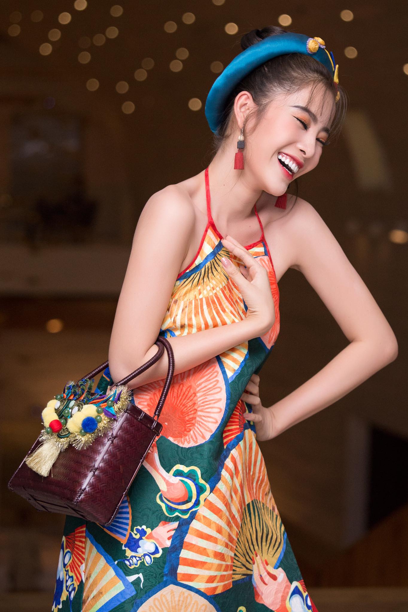 Nam Em là ai? Người đẹp Việt đầu tiên lọt Top 8 Miss Earth, sự nghiệp xuống dốc vì Trường Giang - Ảnh 13