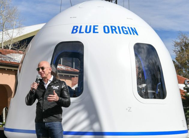 Jeff Bezos rất tâm huyết với dự án du hành vũ trụ.