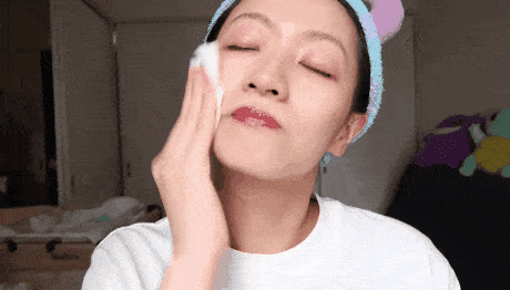 Beauty blogger Nhật chỉ ra sai lầm khi tẩy trang mà nhiều người mắc phải