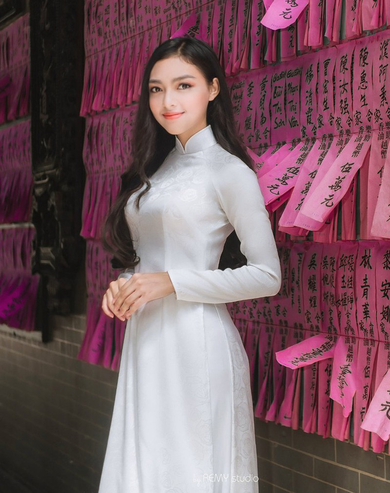Những người đẹp gây khó hiểu khi bị loại khỏi Bán kết Hoa Hậu Việt Nam 2020 - Ảnh 4