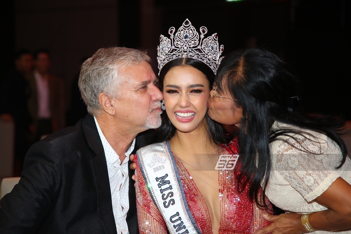 Nhan sắc lai của Tân Hoa hậu Hoàn vũ Thái Lan 2020 - Ảnh 3