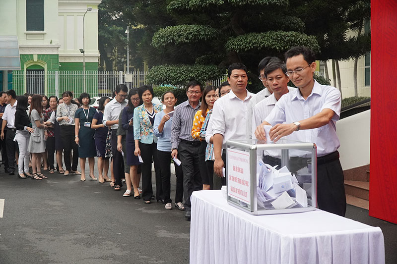 Đồng Nai: Sau 15 phút quyên góp hơn 3,5 tỷ đồng giúp đồng bào miền trung