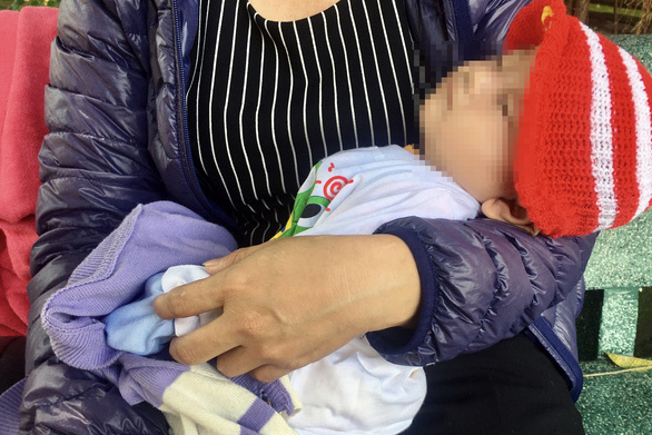Bé trai 3 tháng tuổi bị bỏ rơi kèm lá thư