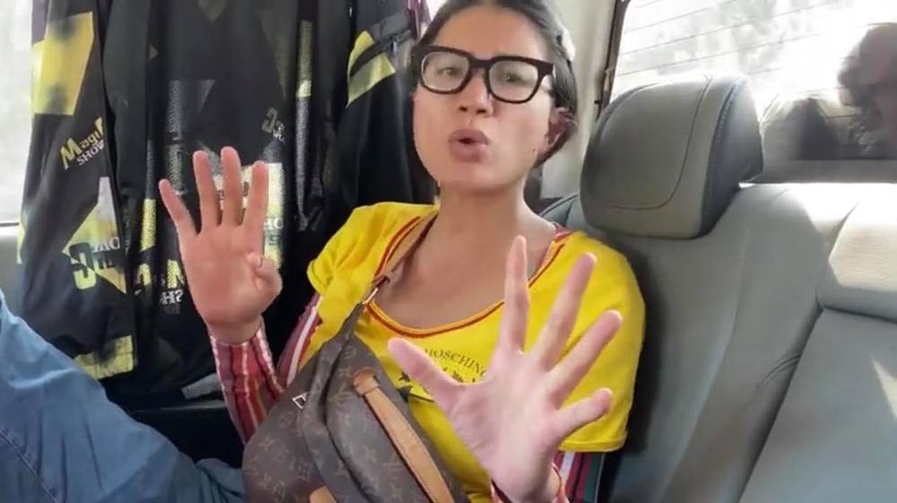Trang Trần bị chủ thuyền