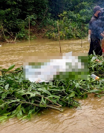 Đã tìm thấy 2 thi thể còn lại trong vụ sạt lở lán trại tại Phong Nha