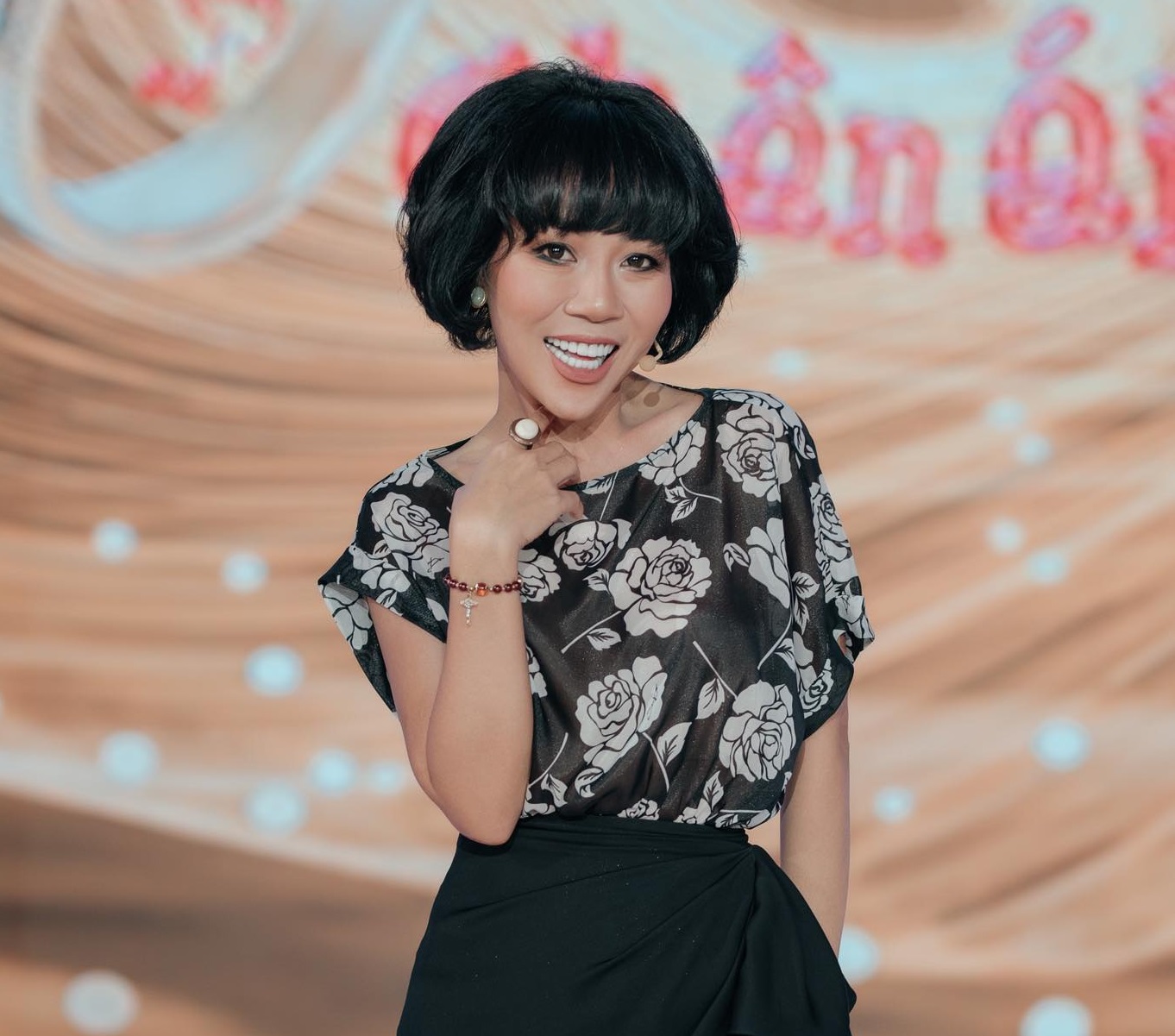 Trác Thúy Miêu nói gì khi ném thiệp mời và bỏ về ở show Đỗ Mạnh Cường?