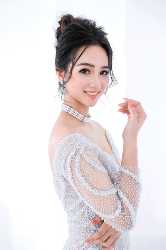 Nhan sắc của bốn thí sinh nhỏ tuổi nhất Hoa hậu Việt Nam 2020 - Ảnh 8