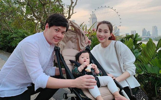 Hoa hậu Đặng Thu Thảo lần đầu khoe con trai 6 tháng tuổi đã biết gọi ba - Ảnh 3