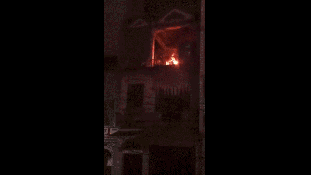 Hà Nội: Ném bom xăng xuống đường gây náo loạn vì hàng xóm hát karaoke