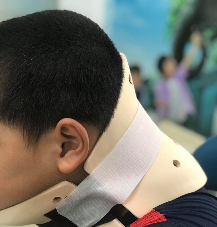 TP.HCM: Bé trai 10 tuổi ngã vẹo cổ suýt chết vì bắt chước trên TikTok