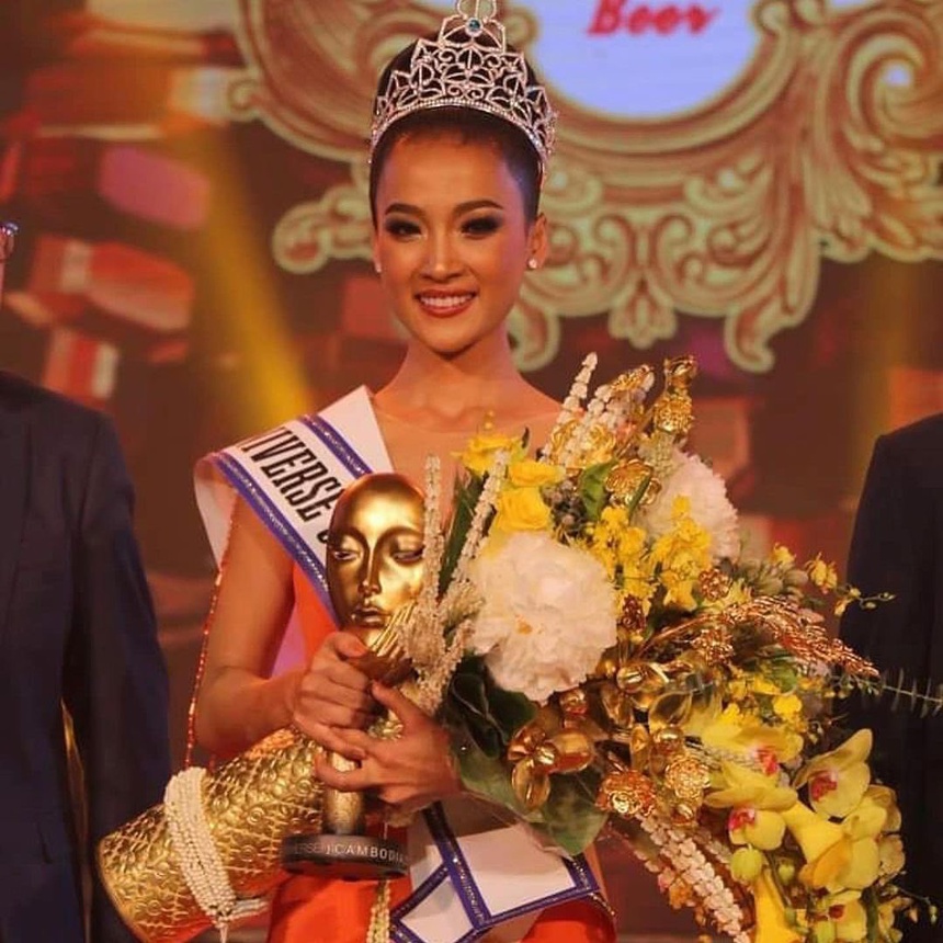 Lộ diện Tân Hoa hậu Hoàn vũ Campuchia 2020: Học vấn khủng, ngoại ngữ đỉnh  - Ảnh 1