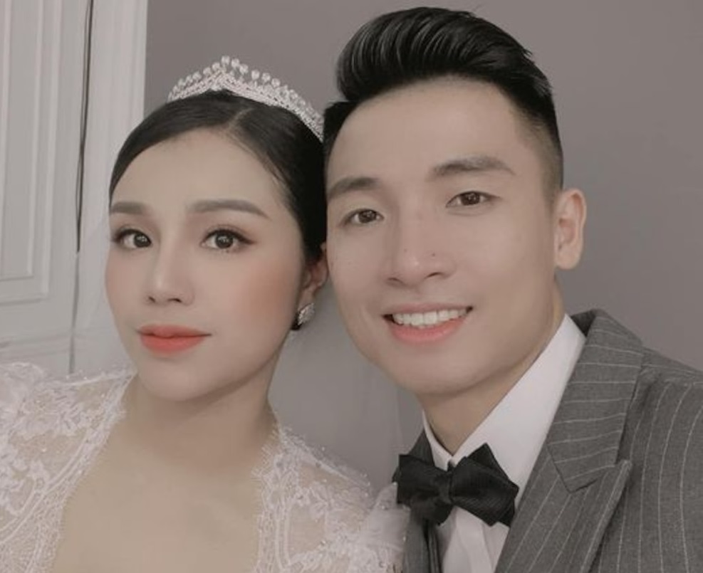 Hé lộ ảnh cưới đầu tiên của Bùi Tiến Dũng - Khánh Linh
