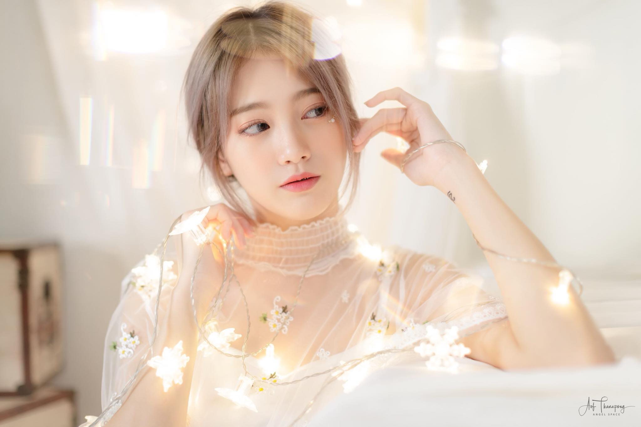 Top 4 con giáp may mắn cuối tuần này (5-6/12/2020) nhờ được cát tinh soi chiếu
