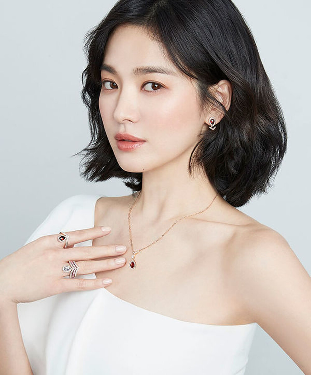 Song Hye Kyo xác nhận tham gia phim mới của biên kịch 'Hậu duệ mặt trời' - Ảnh 1