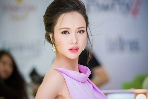 Tử vi ngày 8/1/2021 của 12 con giáp: Ngọ tình cảm lận đận, dễ tranh cãi