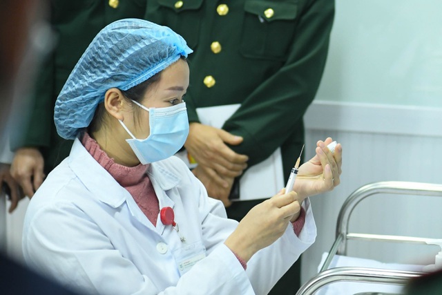 Ngày 12/1, Việt Nam sẽ tiêm liều cao nhất của vaccine Nanocovax 