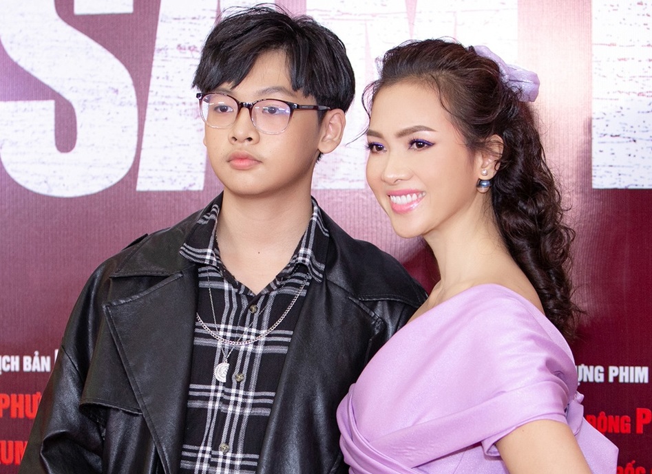 Con trai diễn viên Anh Thư gây ấn tượng với chiều cao 1,8 m ở tuổi 15