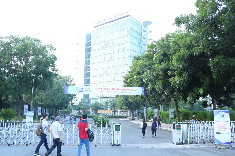 Một trường Đại học ở TP.HCM cho học sinh nghỉ Tết Nguyên đán đến 49 ngày - Ảnh 1
