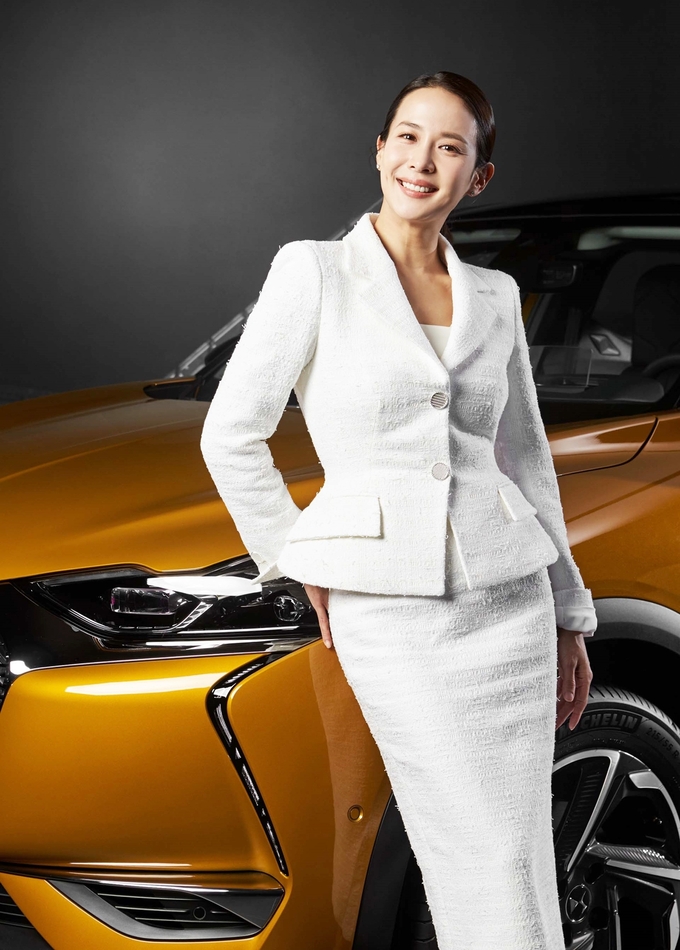Jo Yeo Jung - 'Nữ hoàng cảnh nóng' Hàn Quốc trẻ đẹp ở tuổi 40 - Ảnh 5