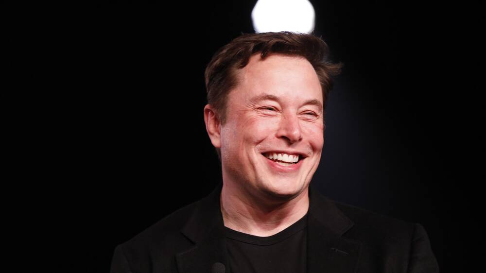Tỷ phú Elon Musk rao bán ngôi nhà cuối cùng, sắp thành người vô gia cư - Ảnh 1