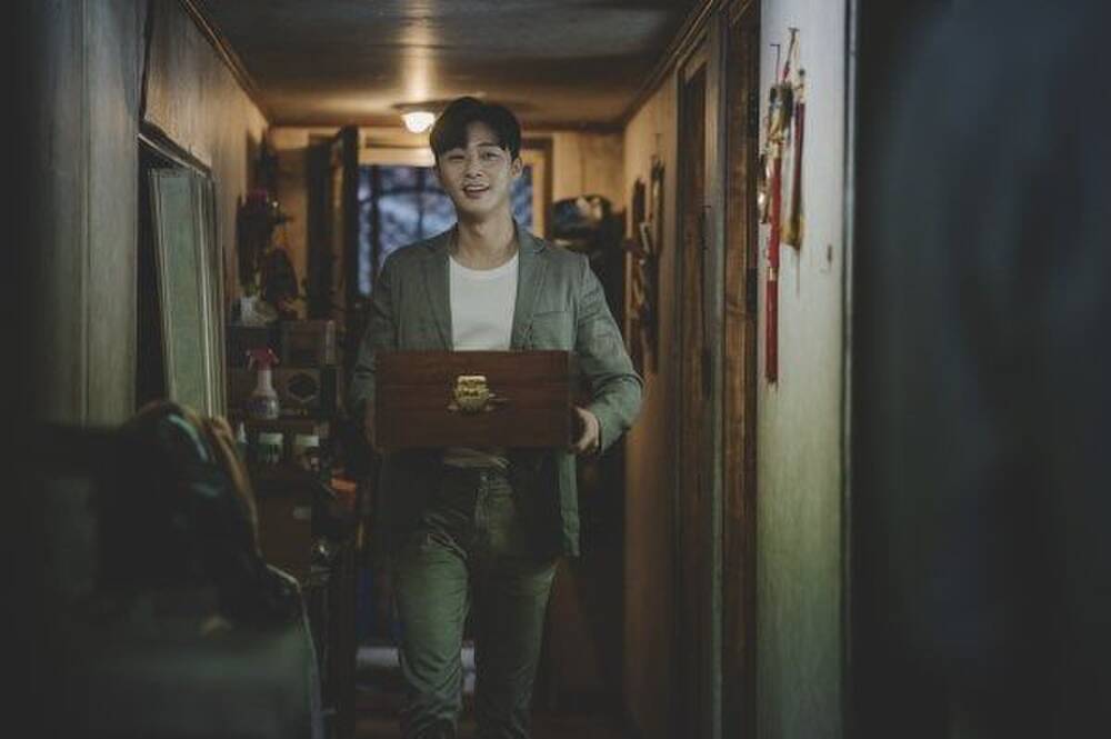 Mỹ nam Park Seo Joon trở lại với siêu phẩm hứa hẹn sẽ 'oanh tạc' phòng vé - Ảnh 4