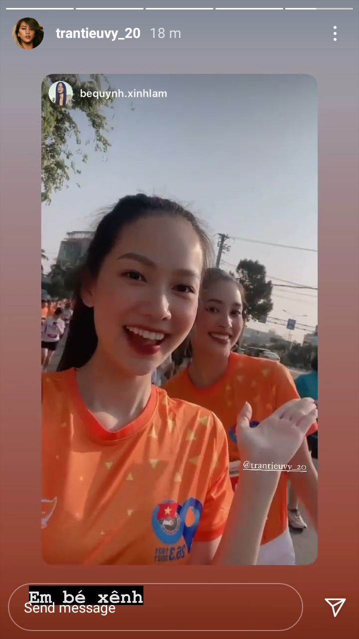 Hoa hậu Đỗ Thị Hà đọ sắc 'bất phân thắng bại'  bên đàn chị Tiểu Vy - Ảnh 2