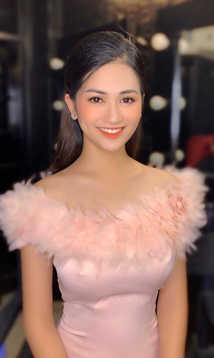 Top 5 Miss World Vietnam, đối thủ của Đỗ Thị Hà tại HHVN làm MC trên VTV - Ảnh 14