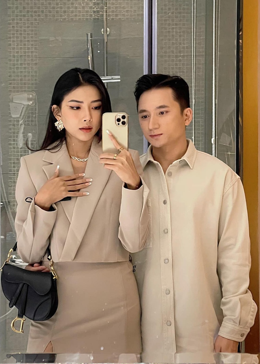 Phan Mạnh Quỳnh bảnh bao sánh bước bên vợ Khánh Vy xinh đẹp trong ngày cưới - Ảnh 14