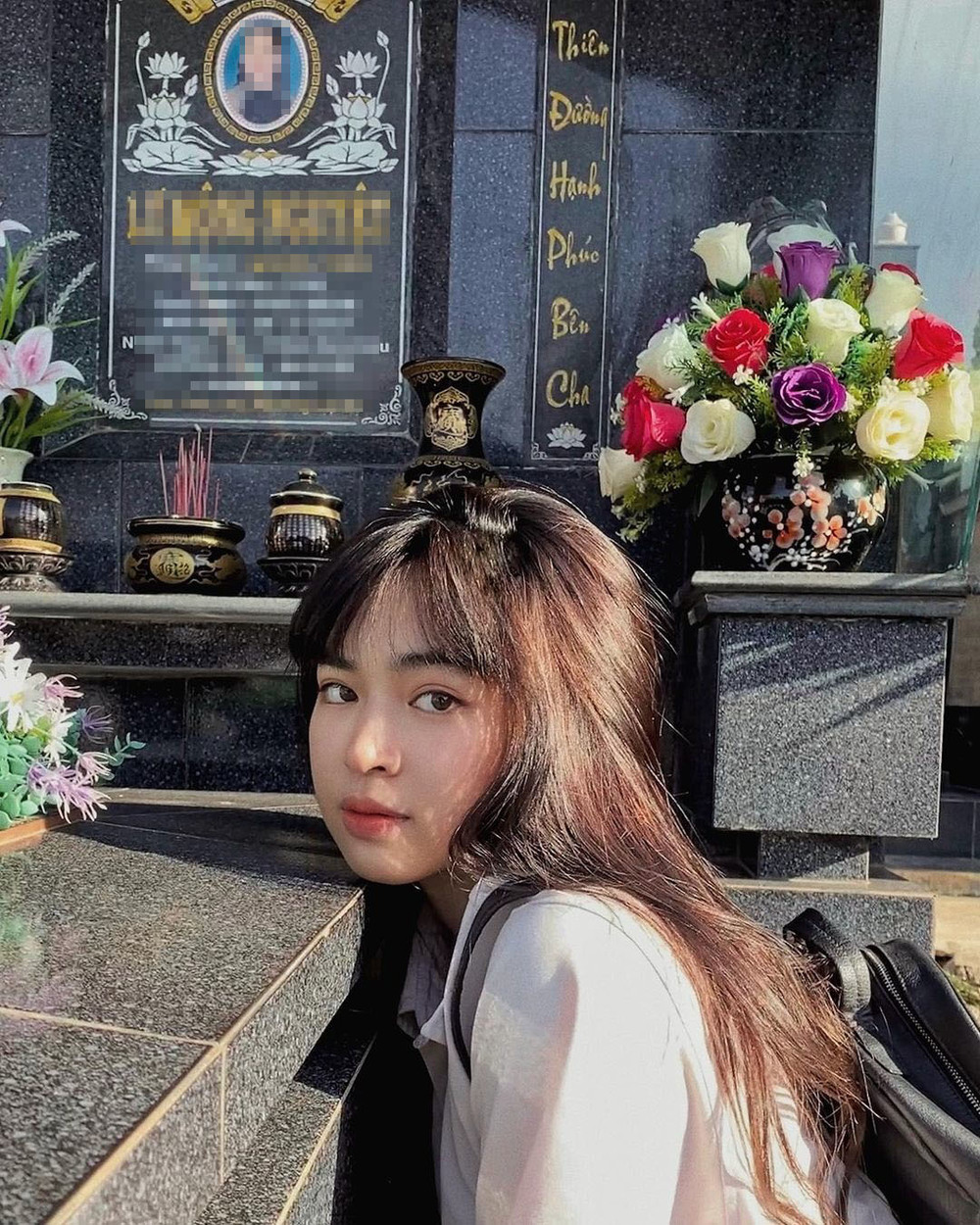Khánh Vân (Mắt Biếc) lại gây tranh cãi khi chụp ảnh trên mộ của người thân quá cố - Ảnh 3