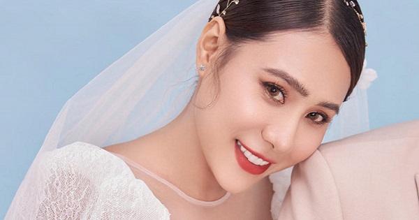 Hồ Bích Trâm chính thức