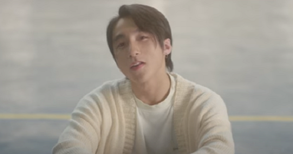 Sơn Tùng hóa chàng trai si tình, điển trai trong MV