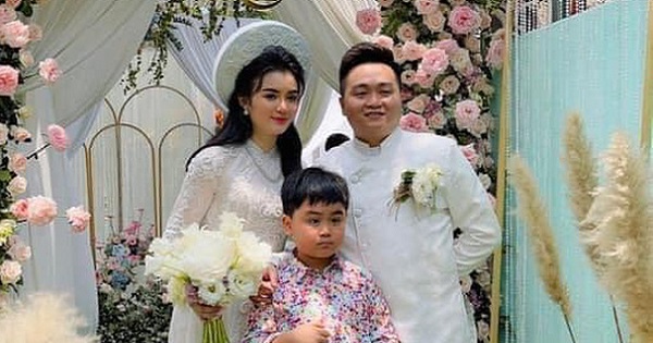 Hết