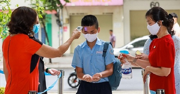 Học sinh TP.HCM chính thức dừng đến trường từ 10/5