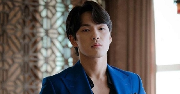 Sau scandal bị Seo Ye Ji thao túng, Kim Jung Hyun đi điều trị tâm lý