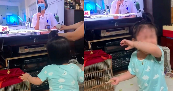 Xúc động khoảnh khắc em bé giơ tay đòi bế, khóc nức nở khi thấy mẹ đi chống dịch xa nhà trên tivi