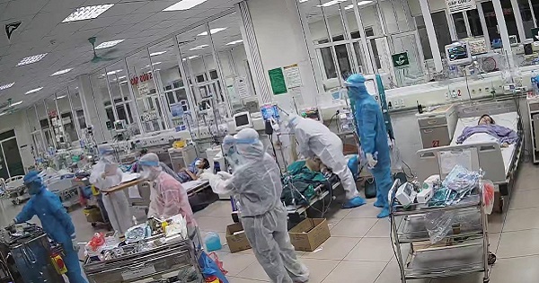 Bắc Giang: Điều tra nhân viên y tế bị tố "vòi tiền" người nhà bệnh nhân nhiễm Covid-19