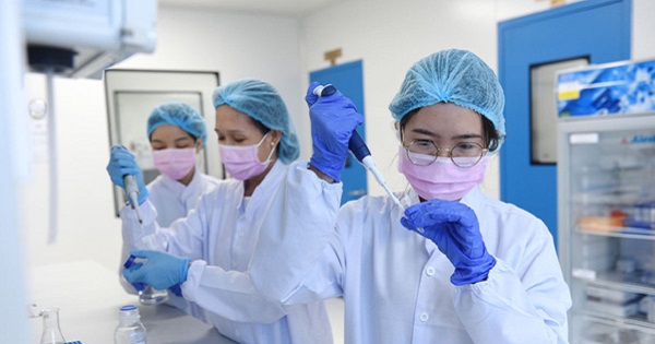 Việt Nam dự tính sản xuất vaccine Covid-19 một liều tiêm vào quý 4/2021