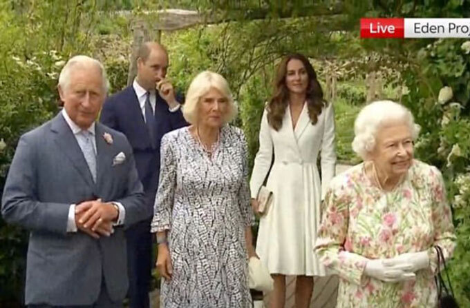 Tổng thống Biden thừa nhận Nữ hoàng Anh khiến ông nhớ về người mẹ quá cố - Ảnh 3