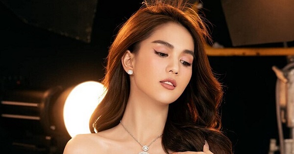 Ngọc Trinh chính thức tung MV "Ta yêu nhau đi", còn đọc cả rap 