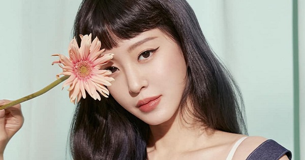 YouTuber Viện Garo Sero lại gây chú ý khi gọi Han Ye Seul là gái bán dâm