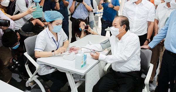 Sở y tế TP.HCM sẽ nhắn tin cho người dân mời đi tiêm vaccine Covid-19