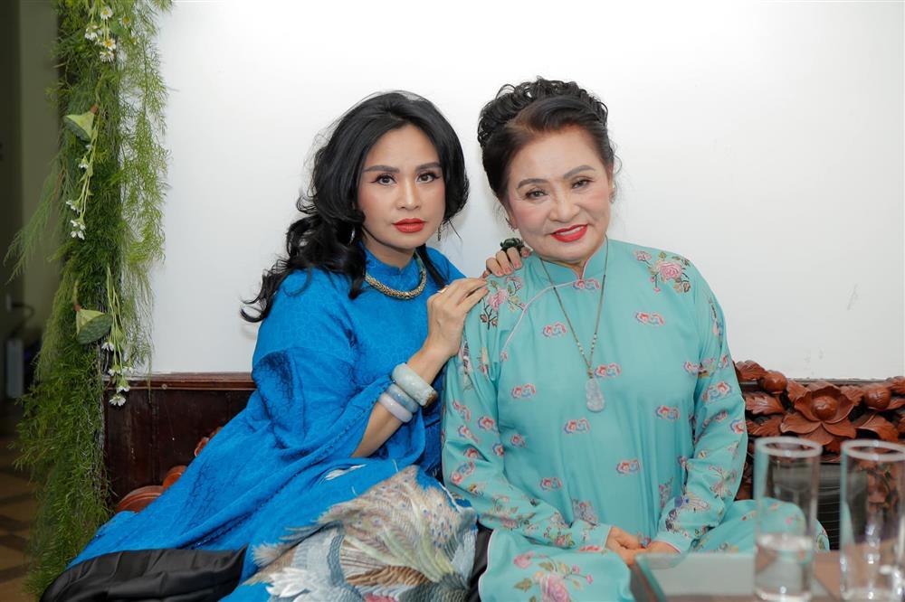 Diva Thanh Lam tái hôn với bạn trai bác sĩ ở tuổi 52  - Ảnh 11