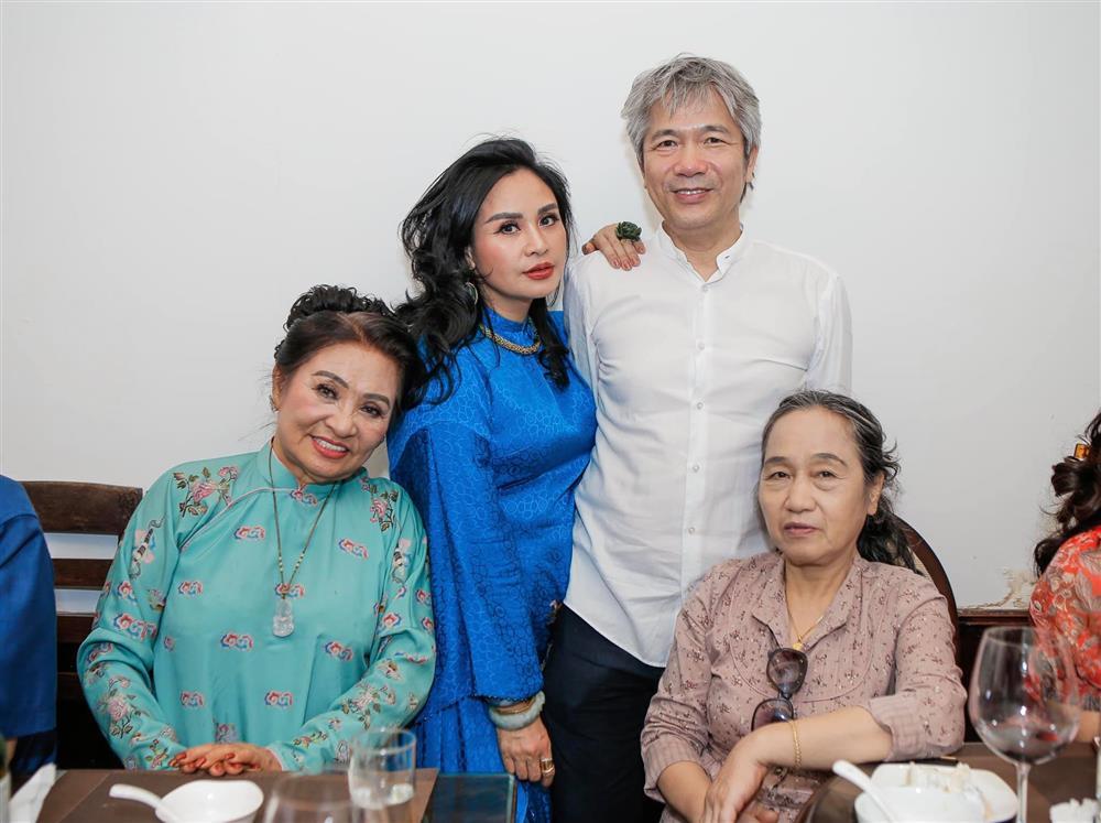 Diva Thanh Lam tái hôn với bạn trai bác sĩ ở tuổi 52  - Ảnh 8
