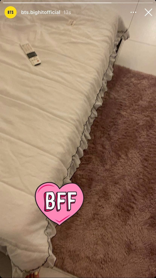 Instagram của BTS xuất hiện ảnh giường khách sạn và bàn chân phụ nữ - Ảnh 1