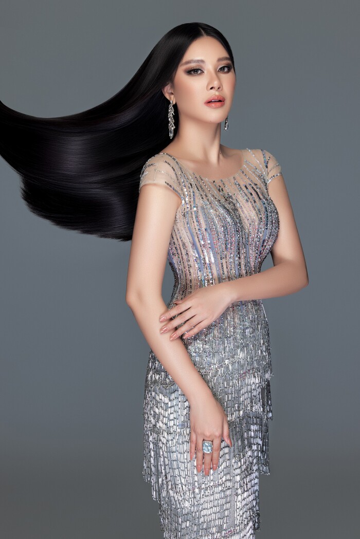 Lộ diện chiến binh Venezuela tại Miss Universe 2021, sắc vóc 'áp đảo' Kim Duyên  - Ảnh 8
