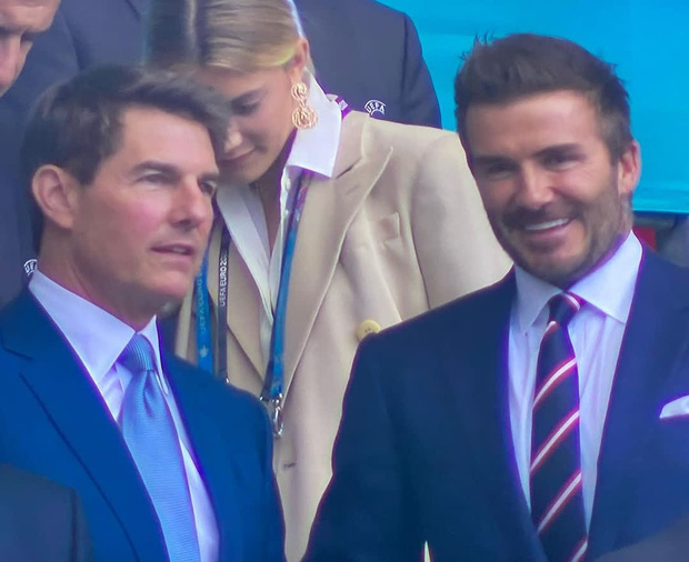 David Beckham và Tom Cruise nổi bật trên khán đài vẫn không giúp Anh thắng  - Ảnh 3